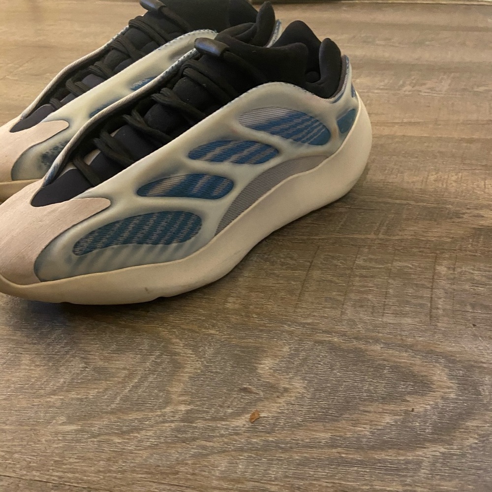 Yeezy boost - Picture 3 of 4
